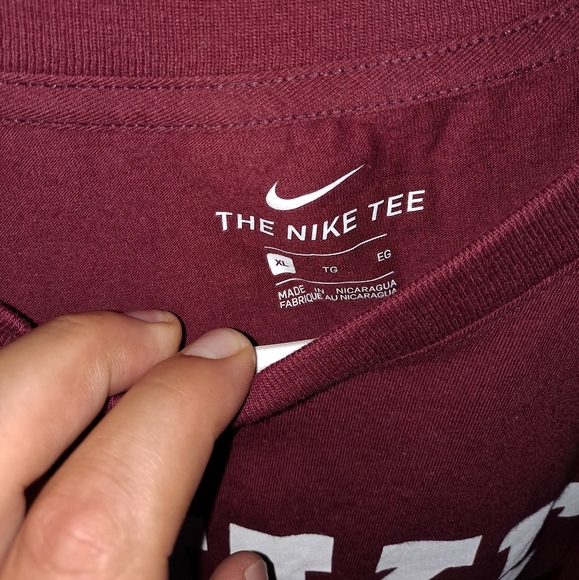 🆕️ Nike Tee Shirt Size XL 🔥🔥🔥 - Picture 3 of 4
